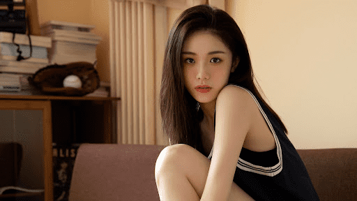 sex nhét đầu vào lồn